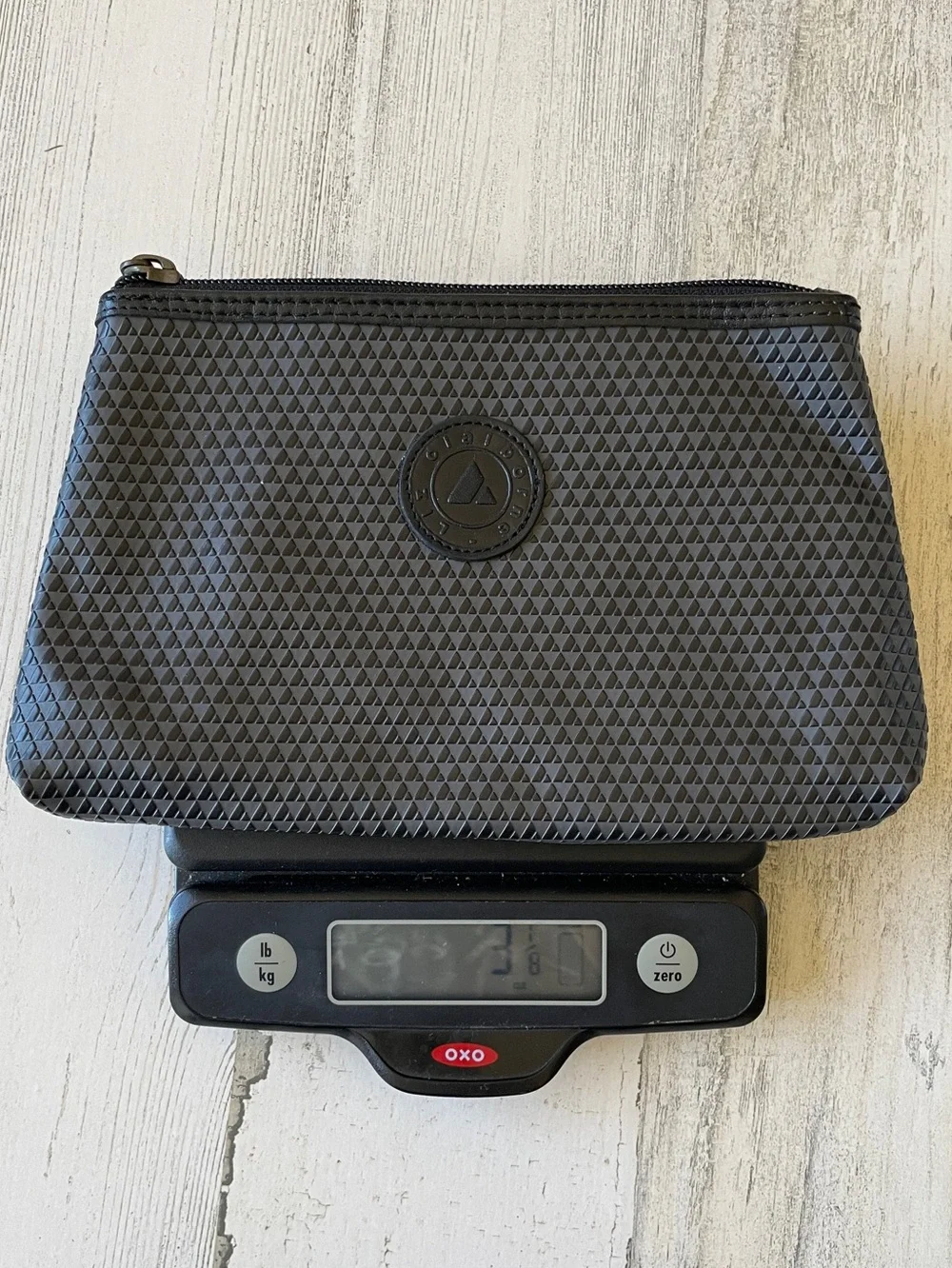 Vintage Liz Claiborne Black Textured Zip Clutch EUC